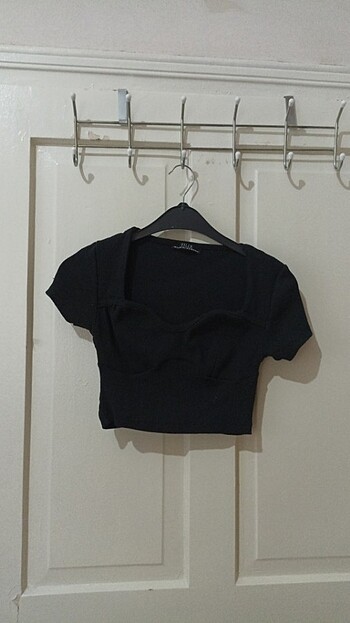 Zara Cropp
