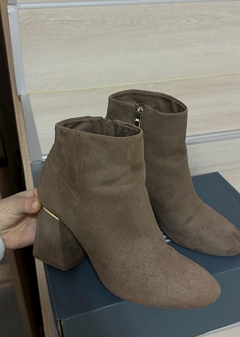 Bershka Süet Tokalı Kadın Topuklu Bot - Görsel 8