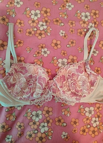 Victoria s Secret İntimissimi 75b sütyen bralet