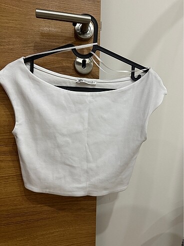Zara Crop Tshirt