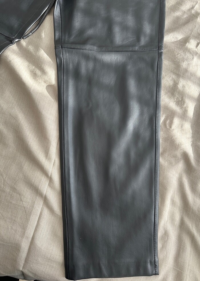 Mango Deri Görünümlü Beli Elastik Pantolon - Görsel 5