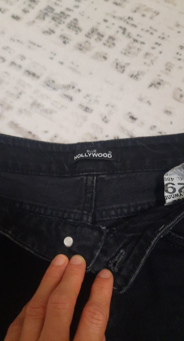 Siyah Baskılı Salaş Kadın Kot Pantolon - Görsel 4