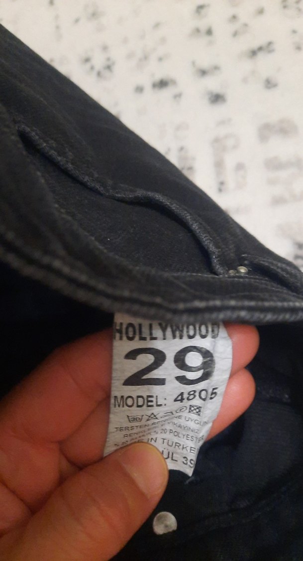 Siyah Baskılı Salaş Kadın Kot Pantolon - Görsel 5