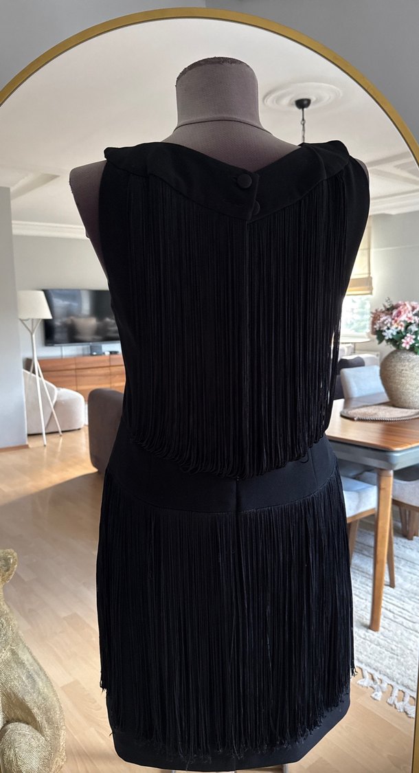 Siyah V Yaka Midi Elbise - Görsel 4