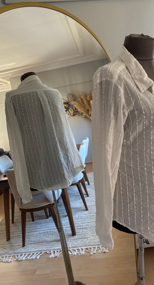 Bohem Beyaz Düğmeli Keten Gömlek - Görsel 4