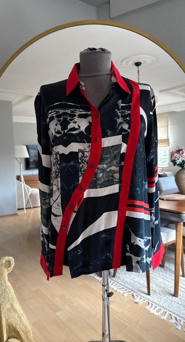 Drapeli Çok Renkli Gri Kadın Gömlek - Görsel 2