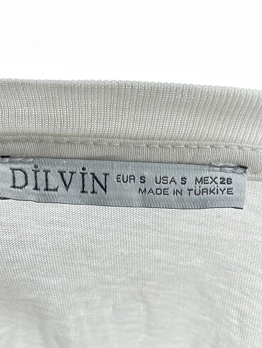 s Beden beyaz Renk Dilvin T-shirt %70 İndirimli.