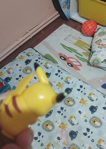 Sarı Pikachu Aksiyon Figürü - Görsel 4