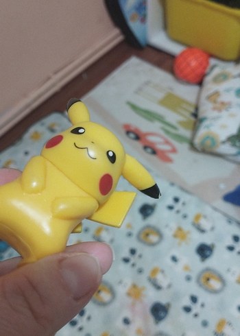 Sarı Pikachu Aksiyon Figürü - Görsel 2