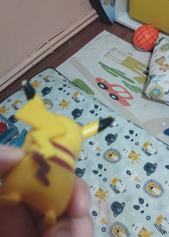 Sarı Pikachu Aksiyon Figürü - Görsel 5