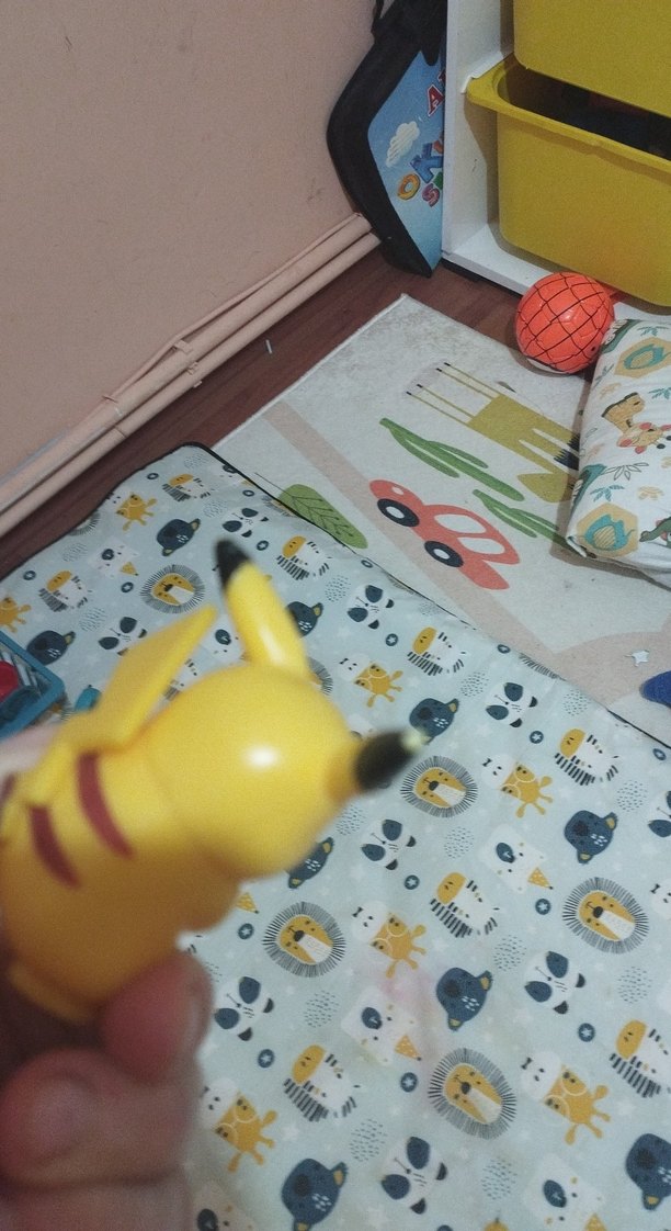 Sarı Pikachu Aksiyon Figürü - Görsel 4