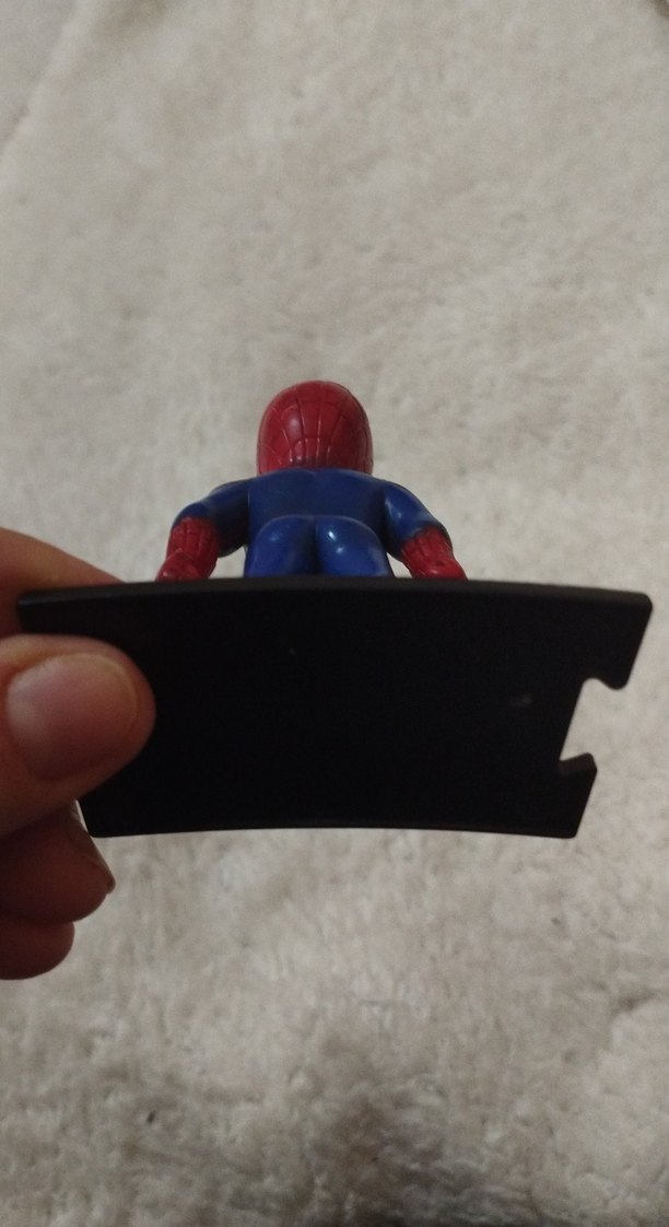 Çok Renkli Örümcek Adam Figürü - Görsel 3