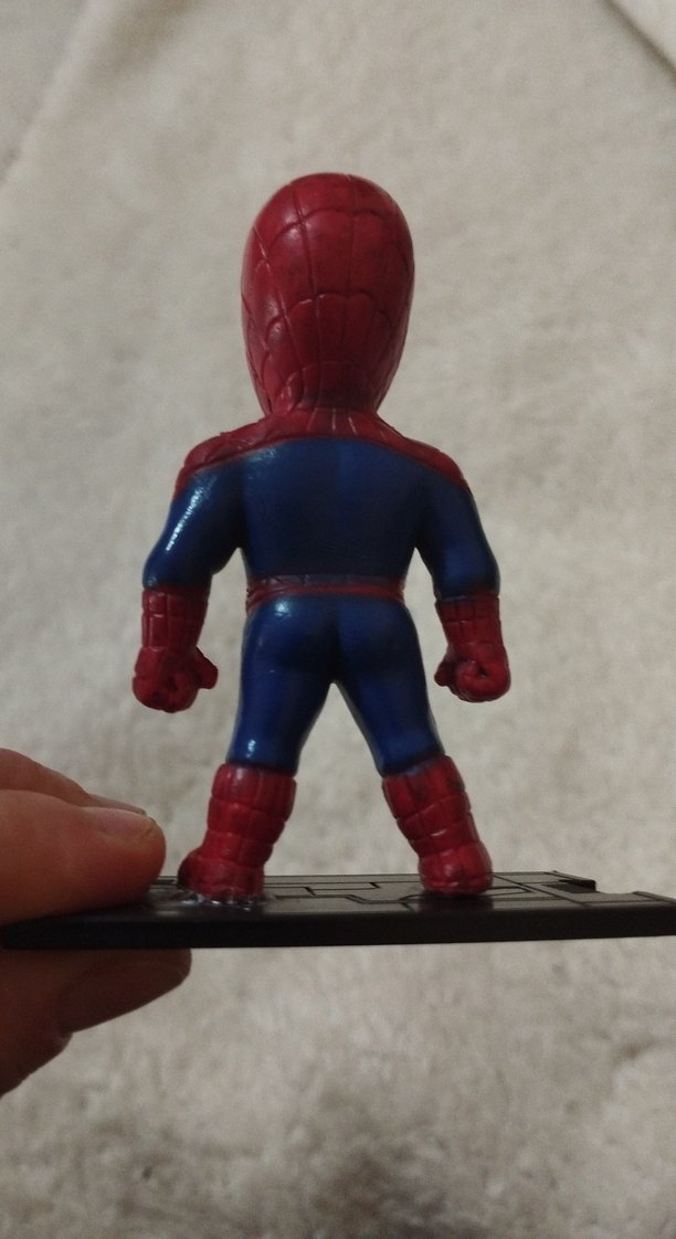 Çok Renkli Örümcek Adam Figürü - Görsel 2