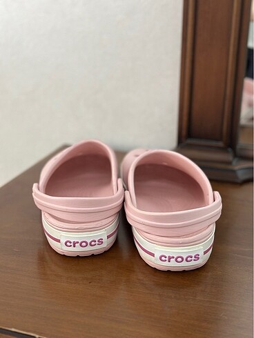 37 Beden pembe Renk Crocs terlik