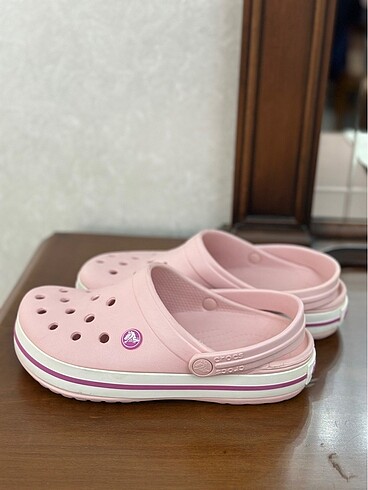 37 Beden Crocs terlik