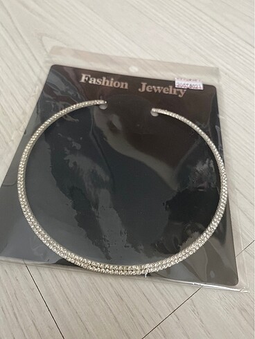 Choker kolye