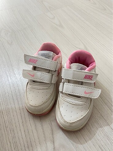 Nike spor ayakkabı