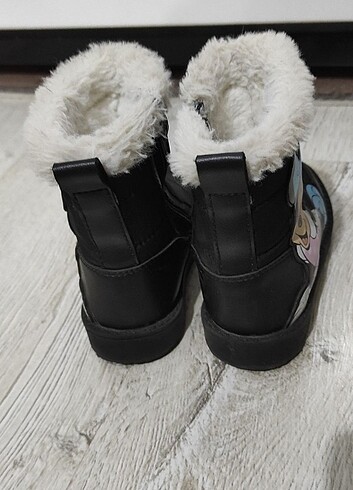 LC Waikiki LCW kız çocuk bot