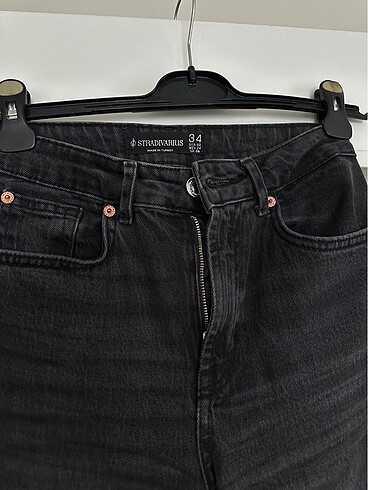 Stradivarius Mom jean
