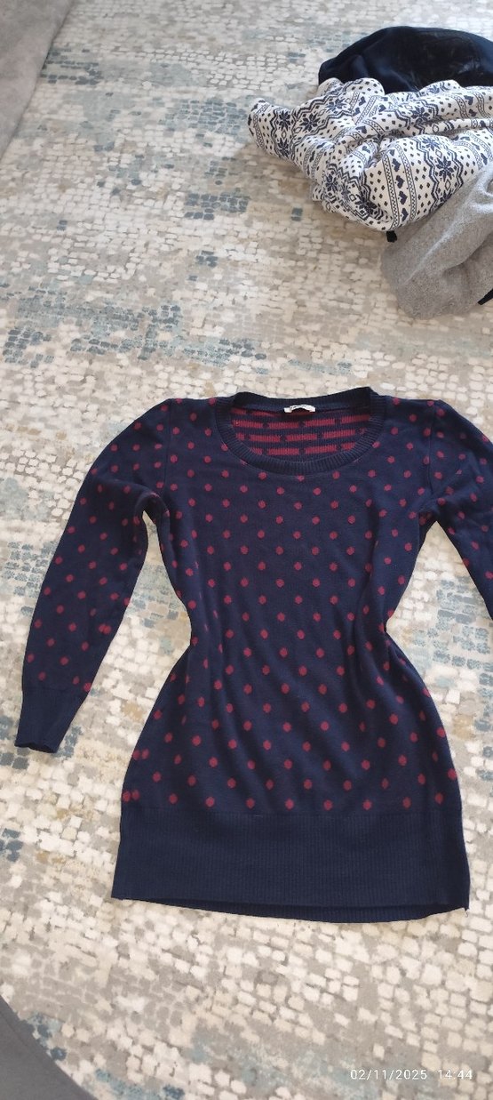 Lacivert Kırmızı Puantiyeli Kadın Triko - Görsel 3