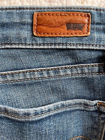 27 Beden Levis 27 beden kot
