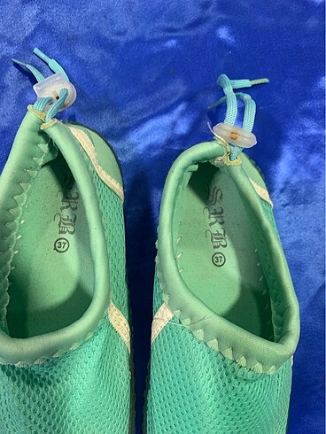 37 Beden Yeşil deniz ayakkabısı