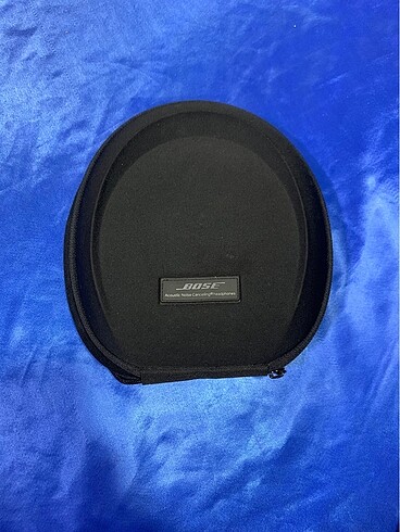 Bose kulaklık çantası