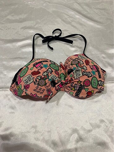 Penti bikini üstü