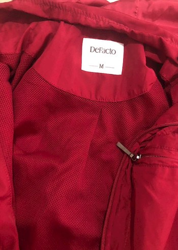 Defacto kırmızı yağmurluk - Görsel 2
