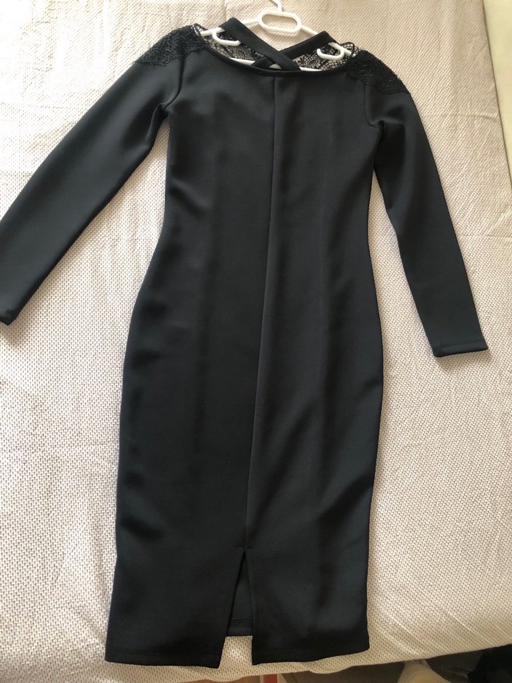 Dantel Detaylı Siyah Uzun Kollu V Yaka Elbise - Görsel 2