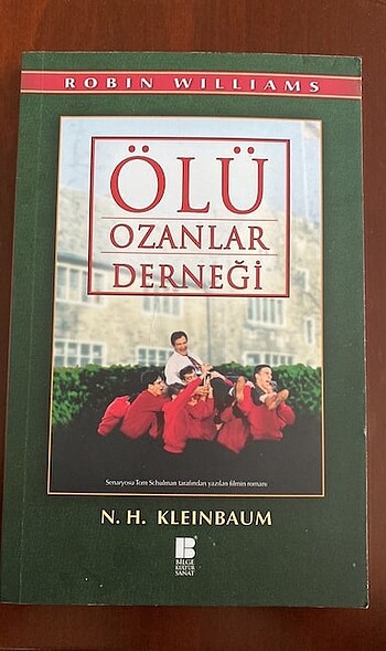 Ölü Ozanlar Derneği