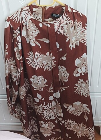 Saten tunik
