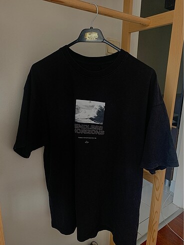Pull & Bear T-Shirt
