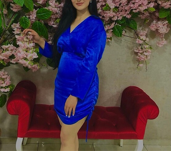 Saks mavi saten kısa elbise