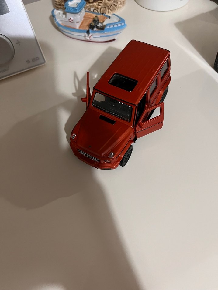 Koyu Kırmızı Mercedes-Benz G 500 Oyuncak Araba - Görsel 4