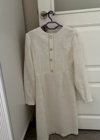 Düğmeli Beyaz tüvit elbise - Görsel 3