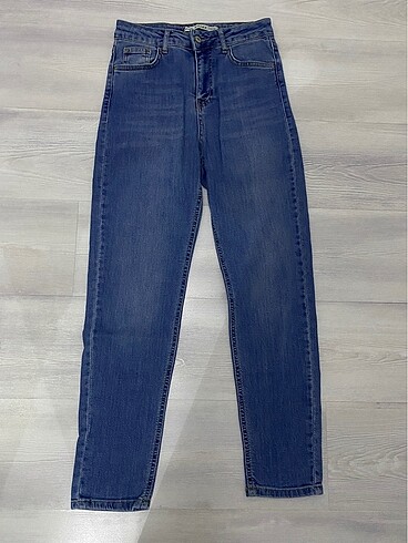 25/35 beden yüksek bel mom jean