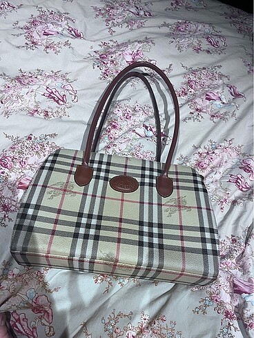 Burberry çanta şık