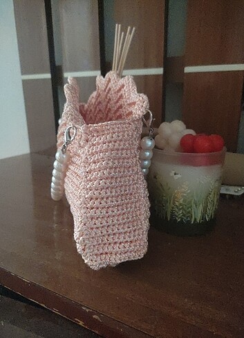 Diğer İnci saplı midye model clutch çanta