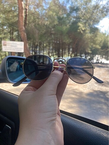 Gayet Şık siyah gözlük