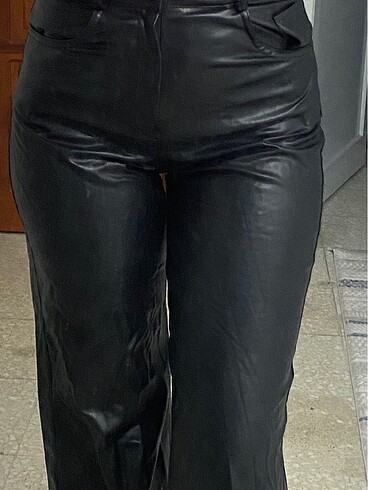 Deri pantalon cok şıkk