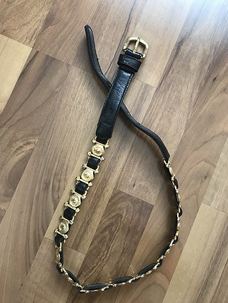 Diğer Altın renk metal aksesuarlı deri kemer