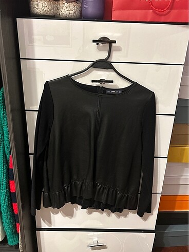 Zara s beeen deri kolları kumaş arkası fermuarlı kazak
