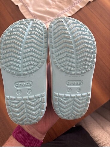 27 Beden Crocs Kız Çocuk Terlik