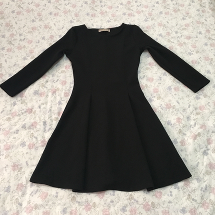 Siyah mini elbise