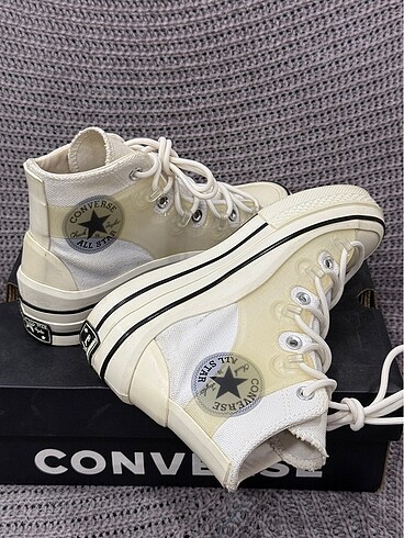 Converse ? Chuck 70 Utility Hi White