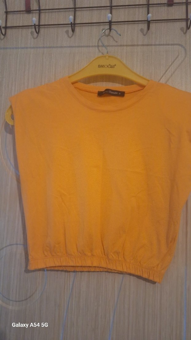 Sarı Kadın Kısa Crop Top - Görsel 2