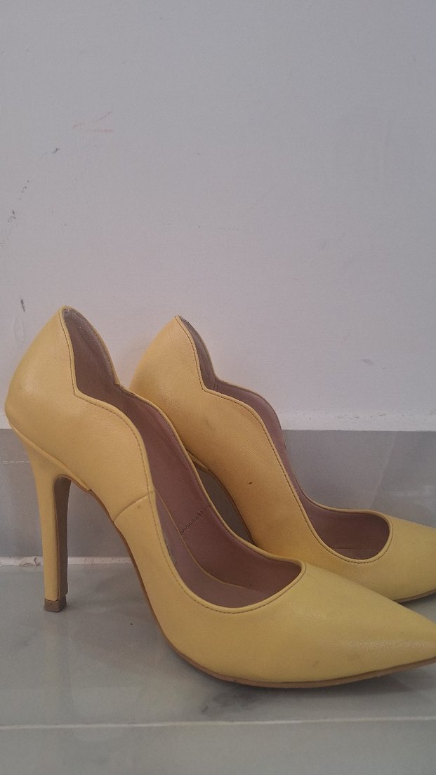 Sarı Deri Stiletto Kadın Topuklu Ayakkabı - Görsel 3