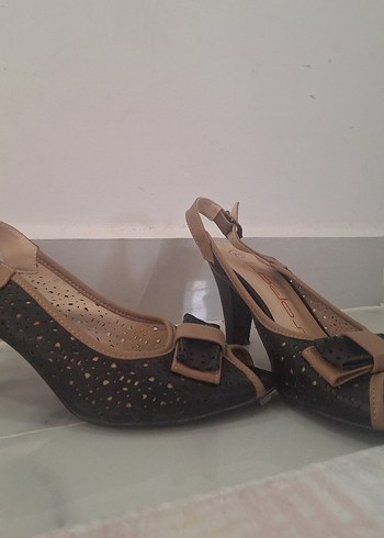 Bej Detaylı Vintage Stiletto Kadın Abiye Ayakkabı - Görsel 5