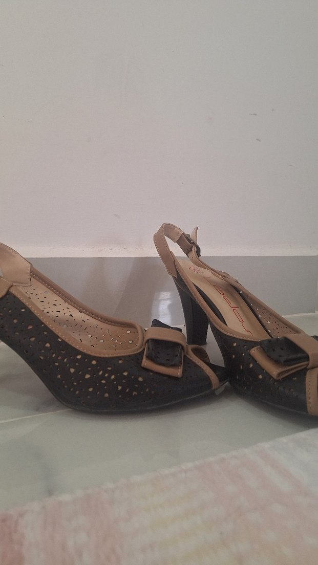 Bej Detaylı Vintage Stiletto Kadın Abiye Ayakkabı - Görsel 5